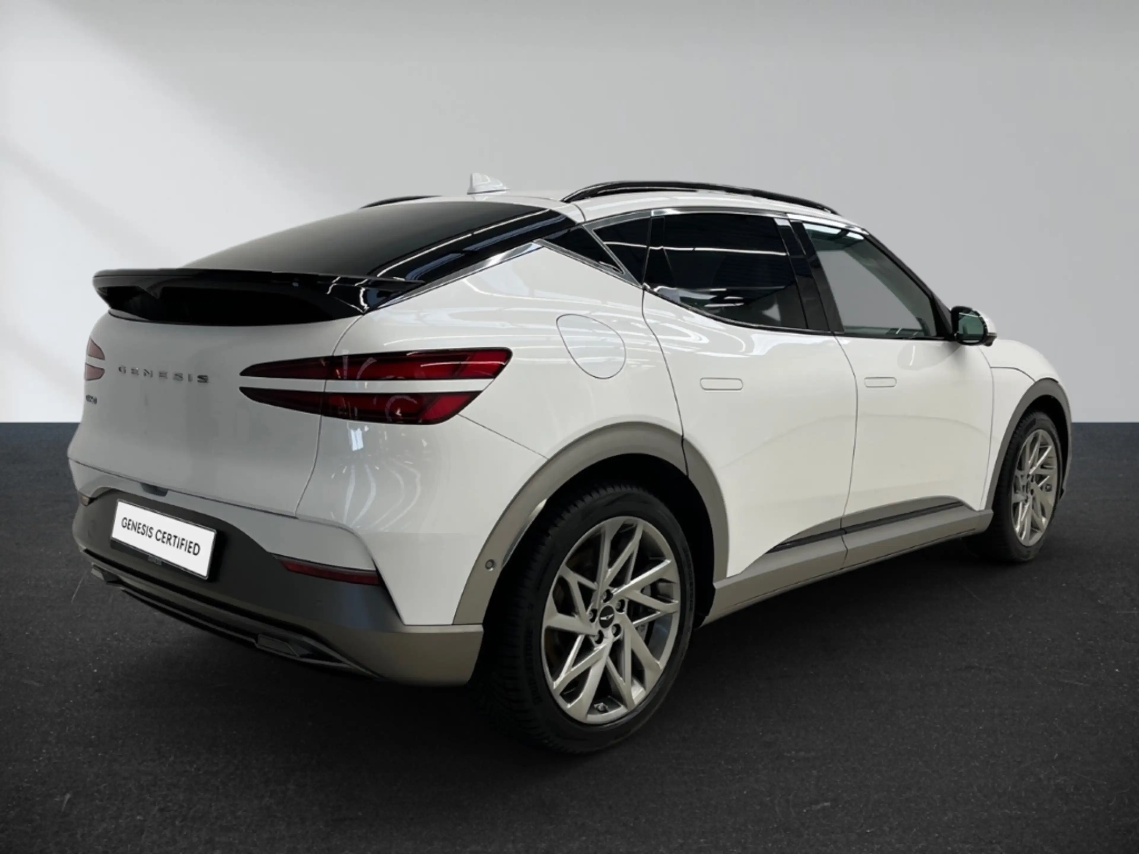 Genesis GV60 Sport Elektro 4WD Sportpaket Panorama Memory Sitze — photo 6