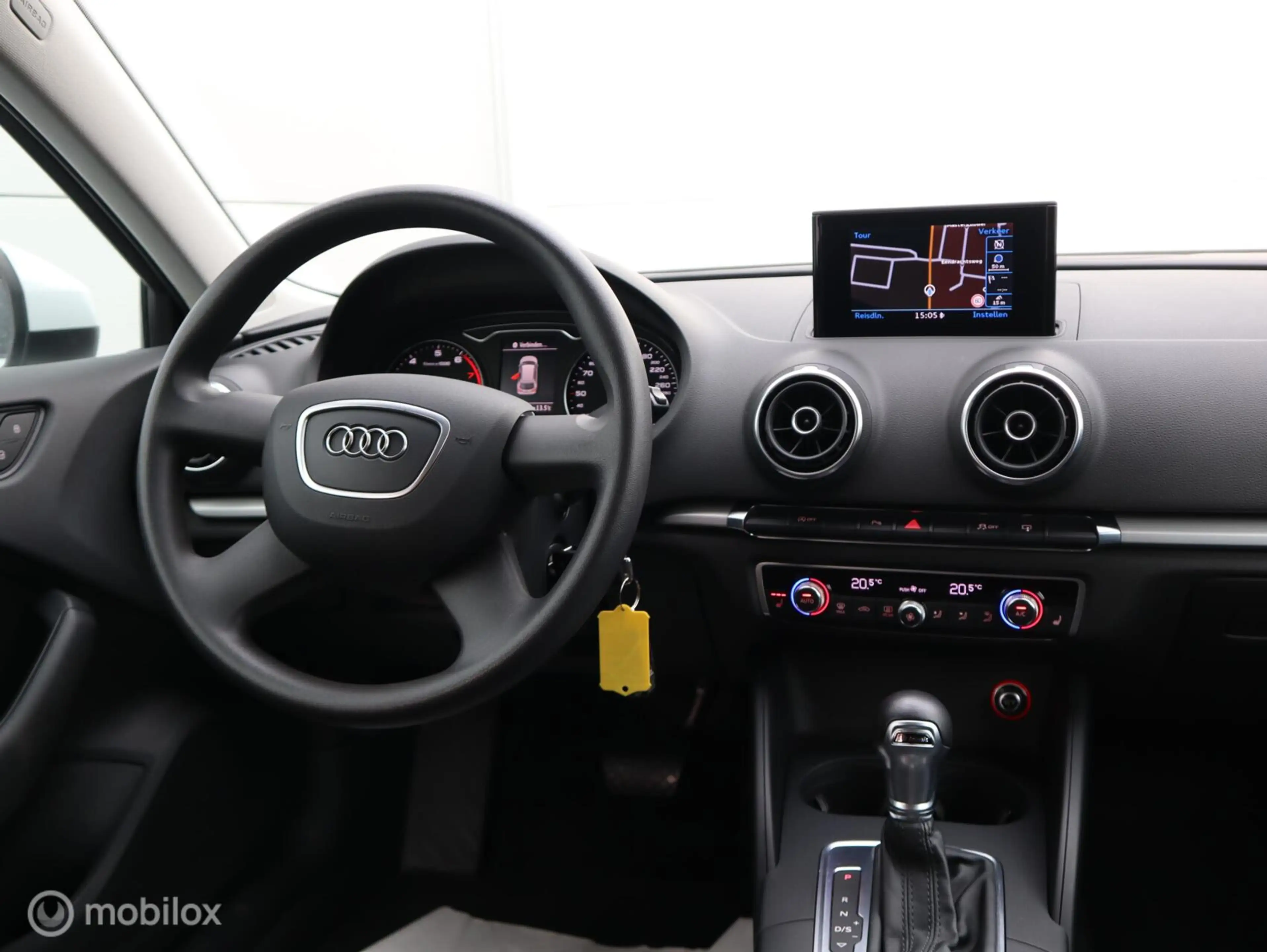 Audi A3 Sportback 1.4 TFSI CoD Ambition Pro Line S — photo 4