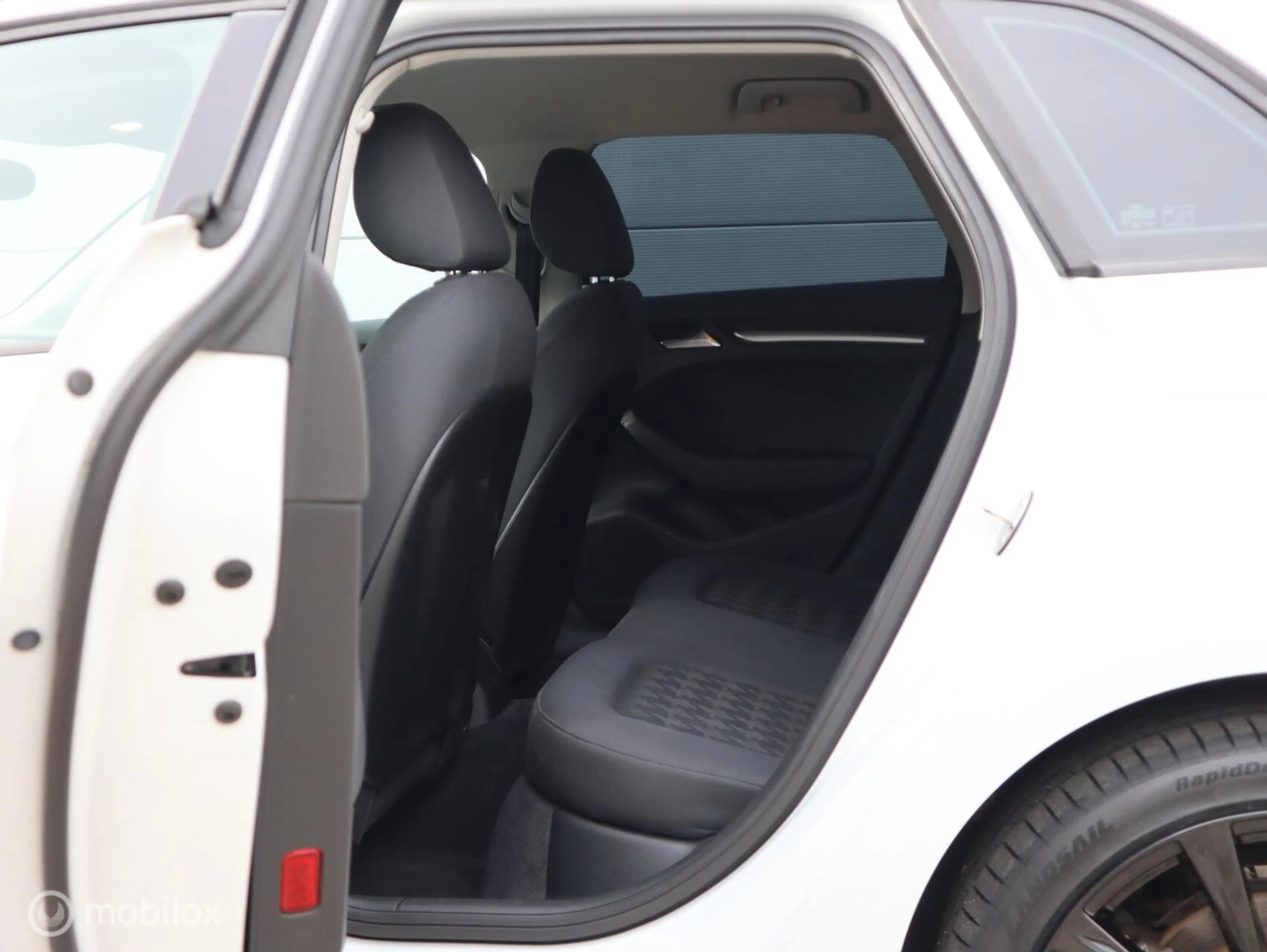 Audi A3 Sportback 1.4 TFSI CoD Ambition Pro Line S — photo 14