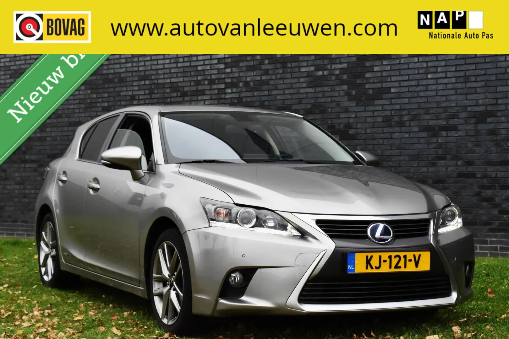 Lexus CT 200h Executive 17" XENON/CAMERA/NAVI/ALCANTARA-LEDER/ET Grijs - 1