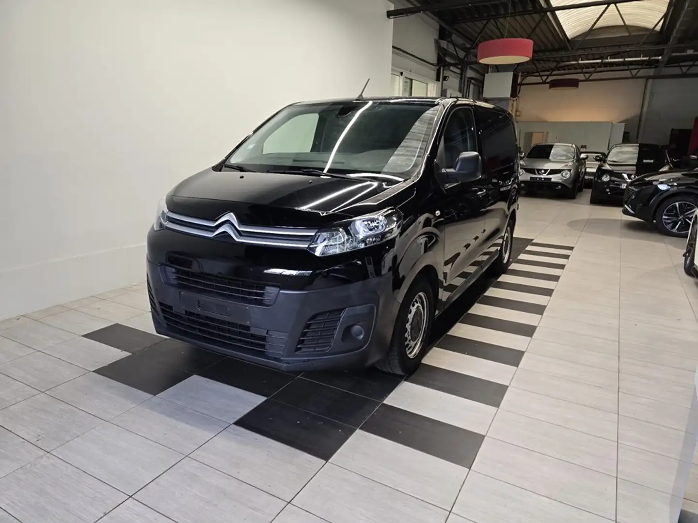 Citroen Jumpy 1.5Blue HDI//L1H1//102pk//GPS/Airco Schwarz - 1