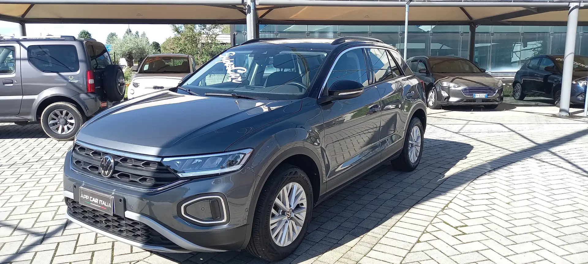 Volkswagen T-Roc 1.0 tsi life PREZZO VERO SENZA VINCOLI FINANZIARI Grigio - 1