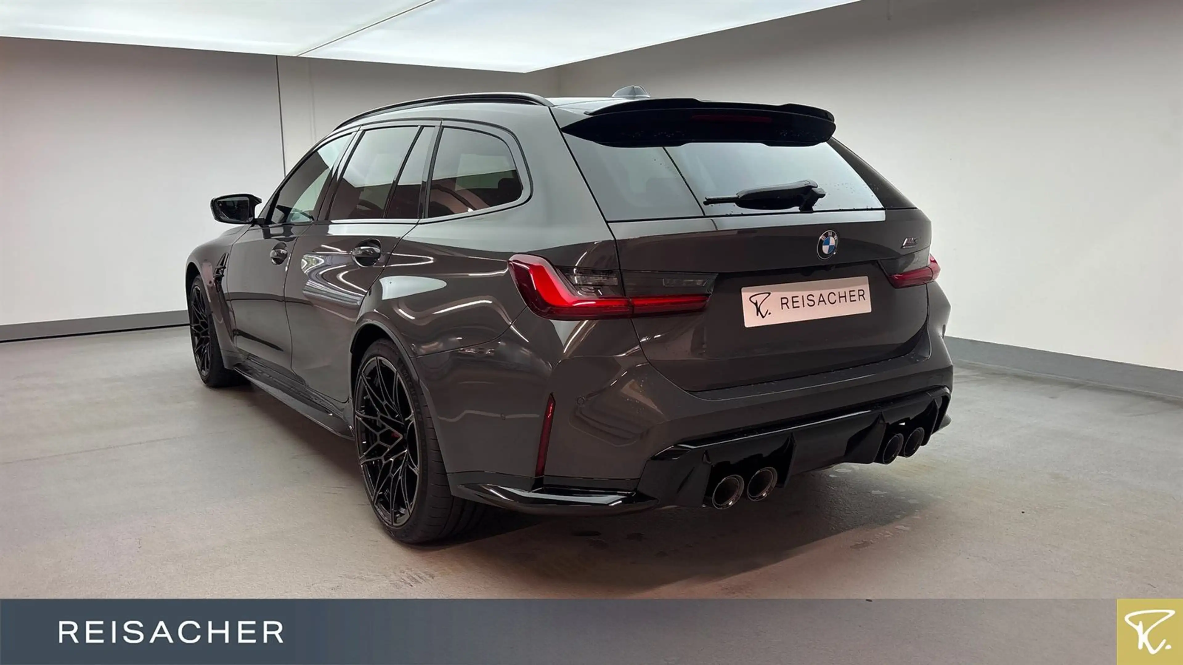 BMW M3 Competition mit M xDrive Touring DAB Radio — photo 2