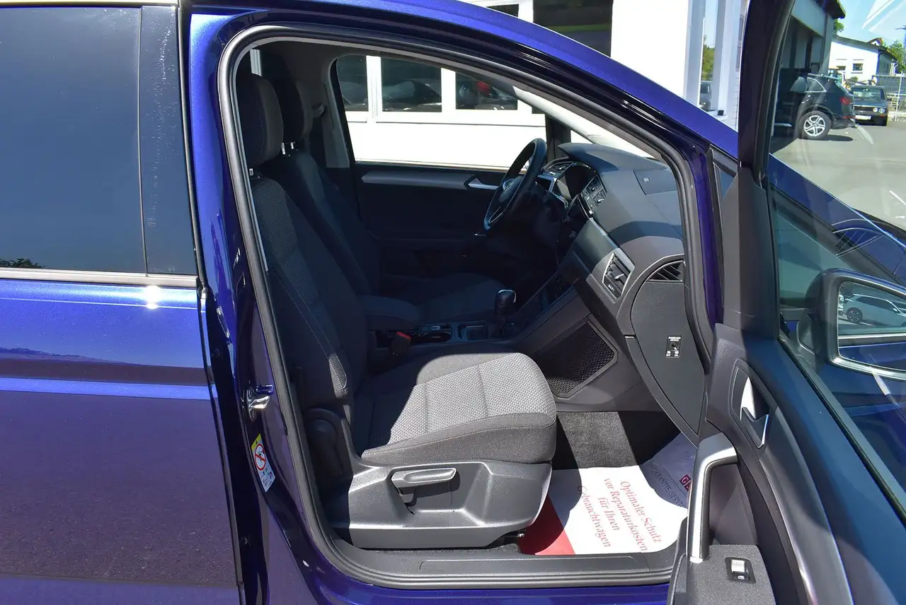 Volkswagen Touran 1,5TSI IQ.LIGHT+4xSHZ+Kamera+7-Sitzer+ACC, миниатюра 10