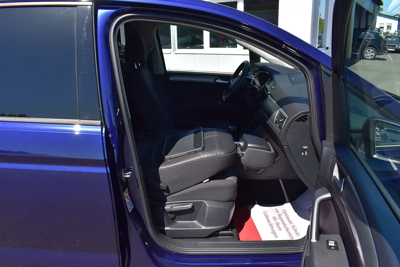 Volkswagen Touran 1,5TSI IQ.LIGHT+4xSHZ+Kamera+7-Sitzer+ACC, миниатюра 11