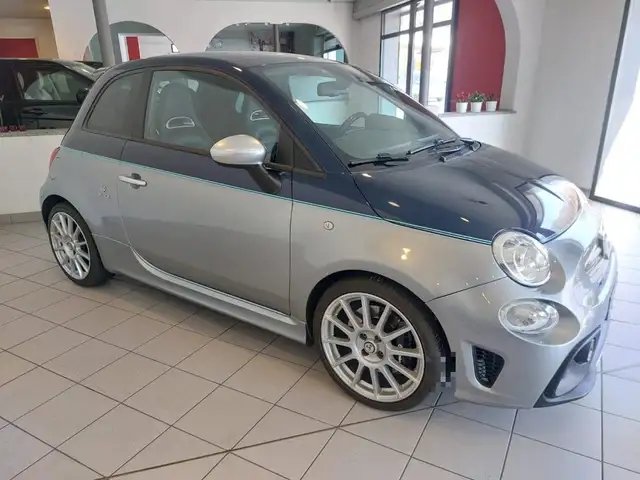 Abarth 695 1.4 Turbo T-Jet Rivale