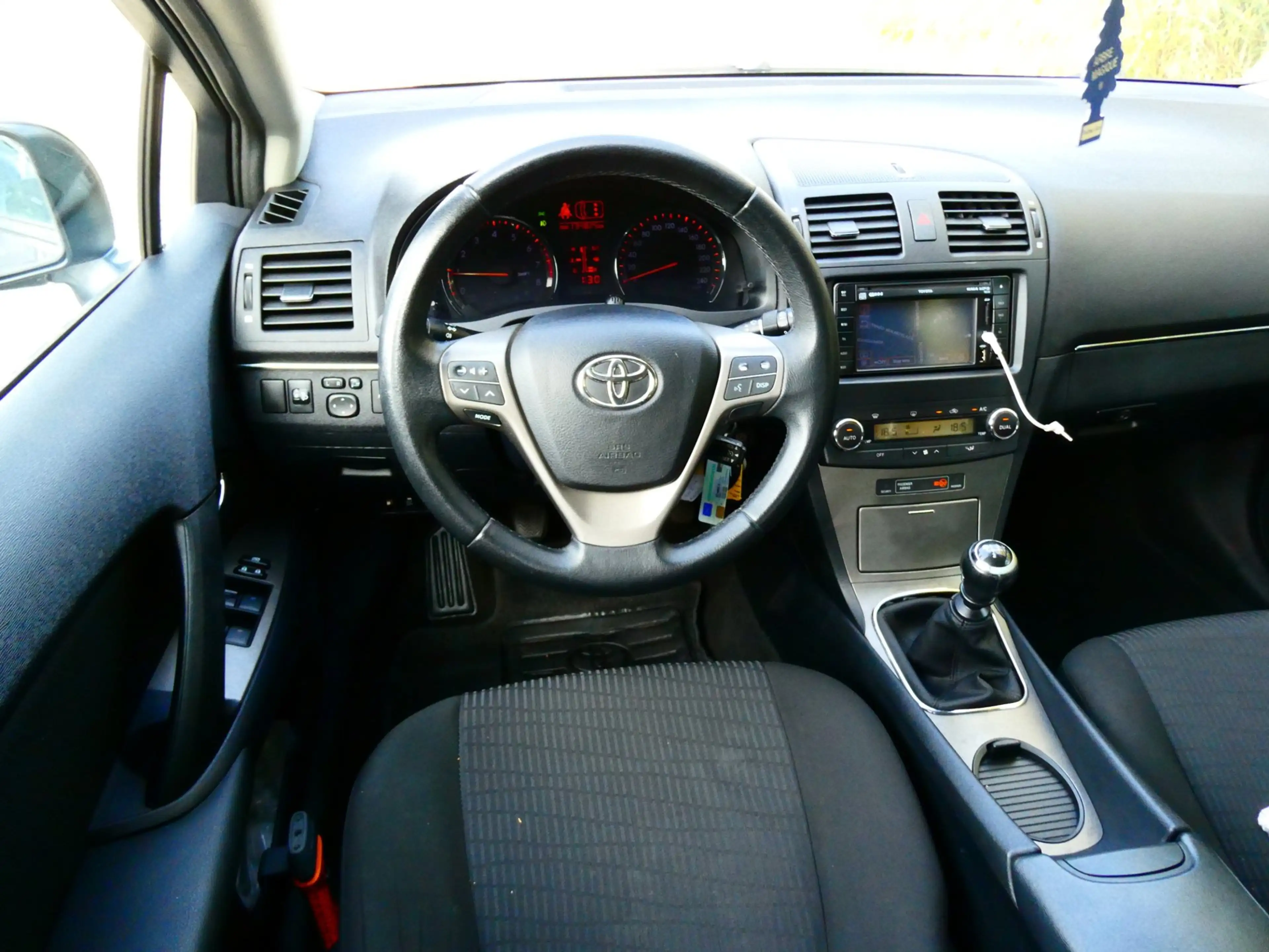 Toyota Avensis Wagon 1.8 VVTi 147pk 134.000km. 2e eig. Clima Crui — photo 2