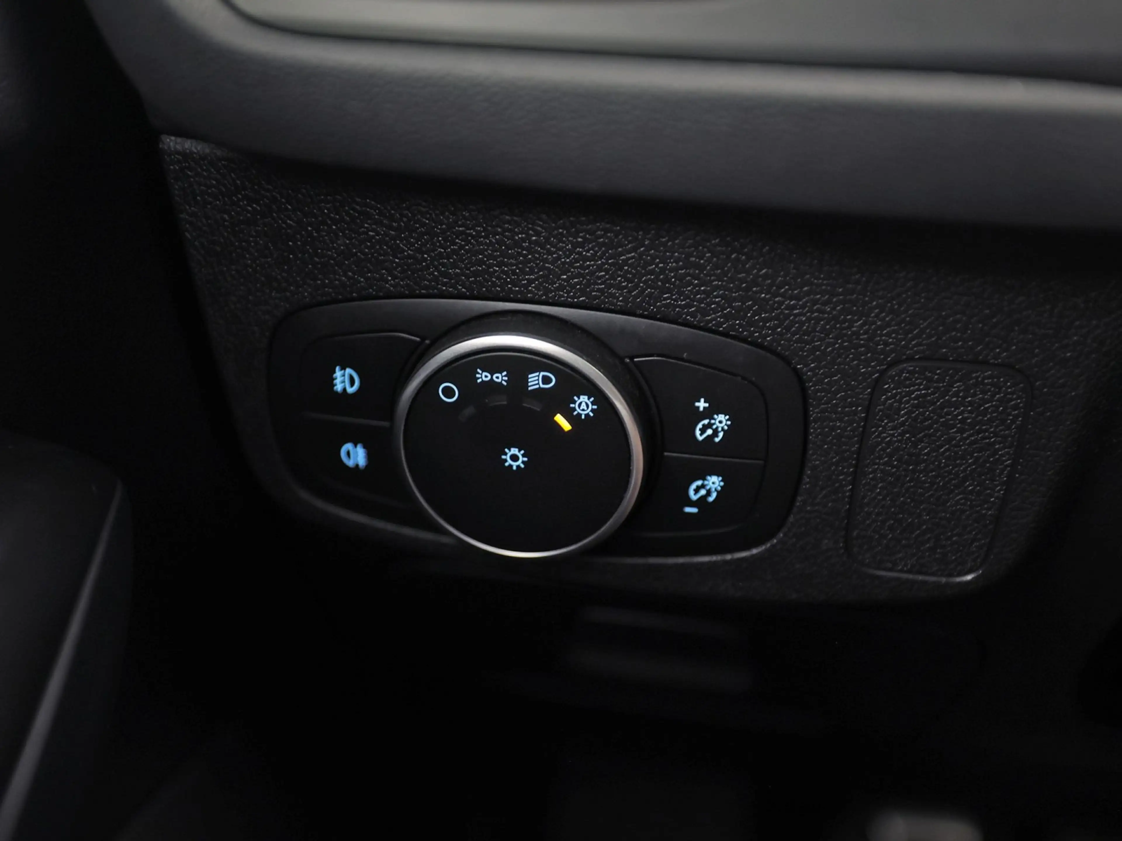 Ford Focus 1.0 EcoBoost ST Line 125Pk (PANORAMADAK, APPLE CAR — photo 25