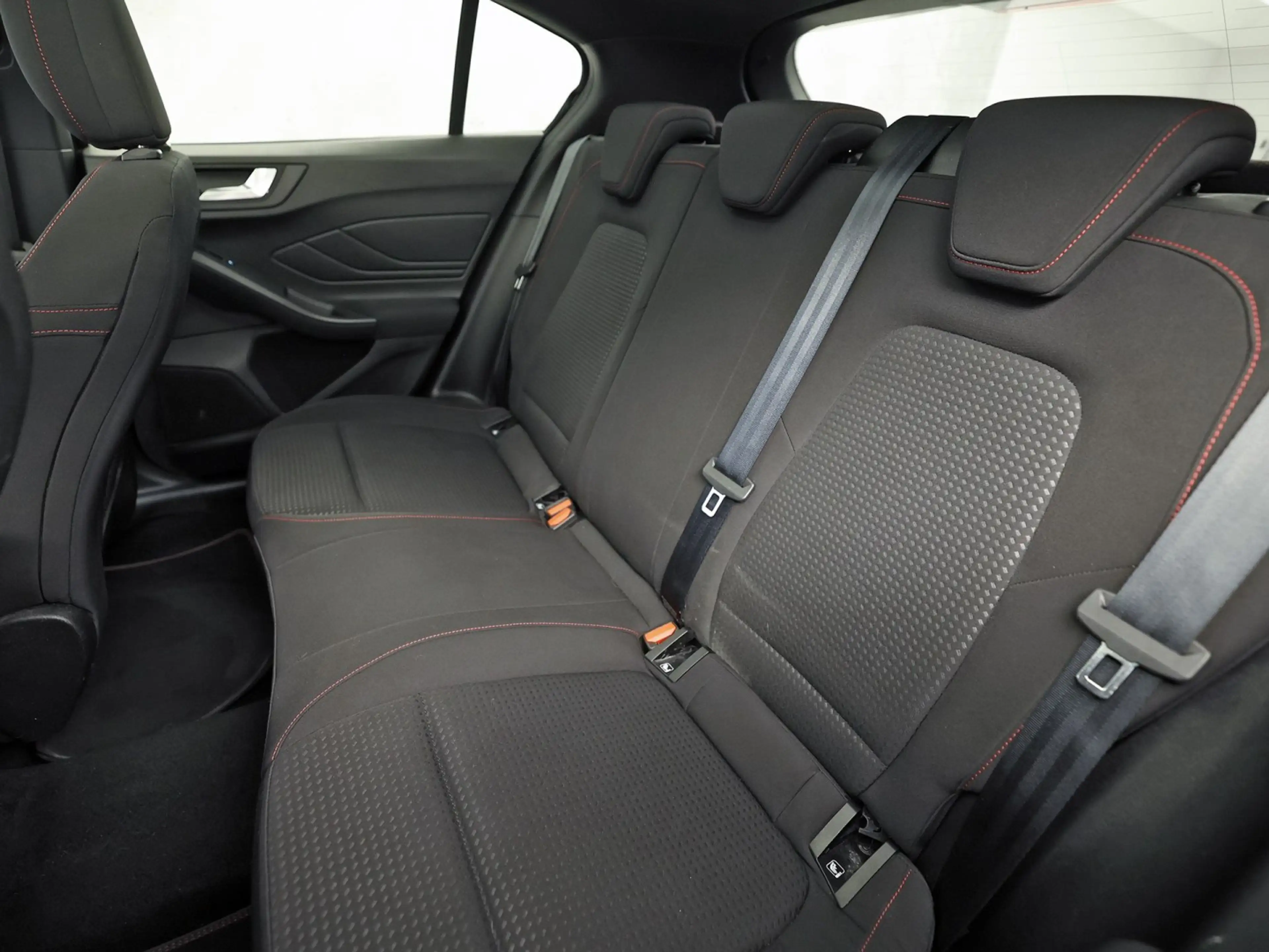 Ford Focus 1.0 EcoBoost ST Line 125Pk (PANORAMADAK, APPLE CAR — photo 14