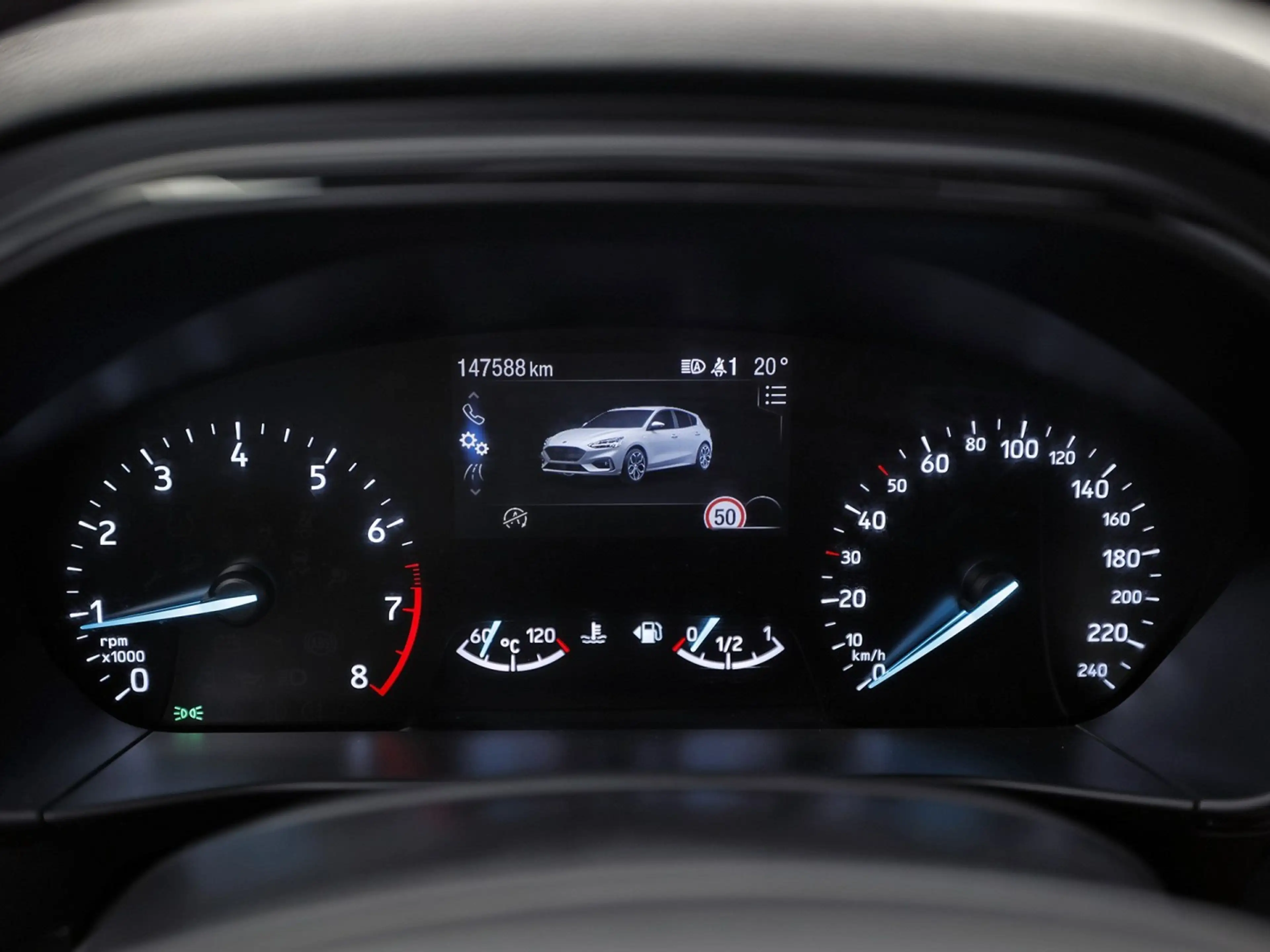 Ford Focus 1.0 EcoBoost ST Line 125Pk (PANORAMADAK, APPLE CAR — photo 22