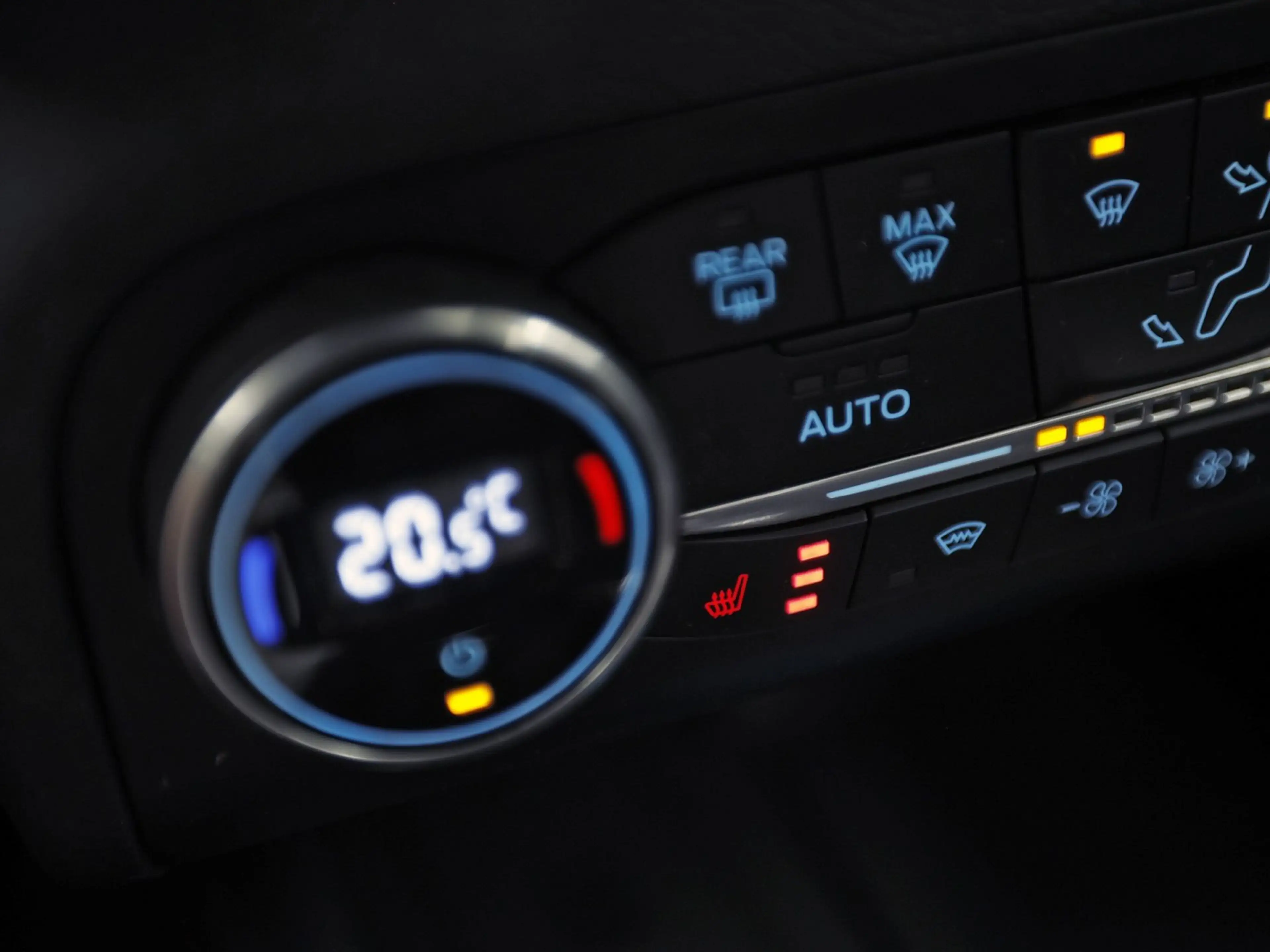Ford Focus 1.0 EcoBoost ST Line 125Pk (PANORAMADAK, APPLE CAR — photo 8