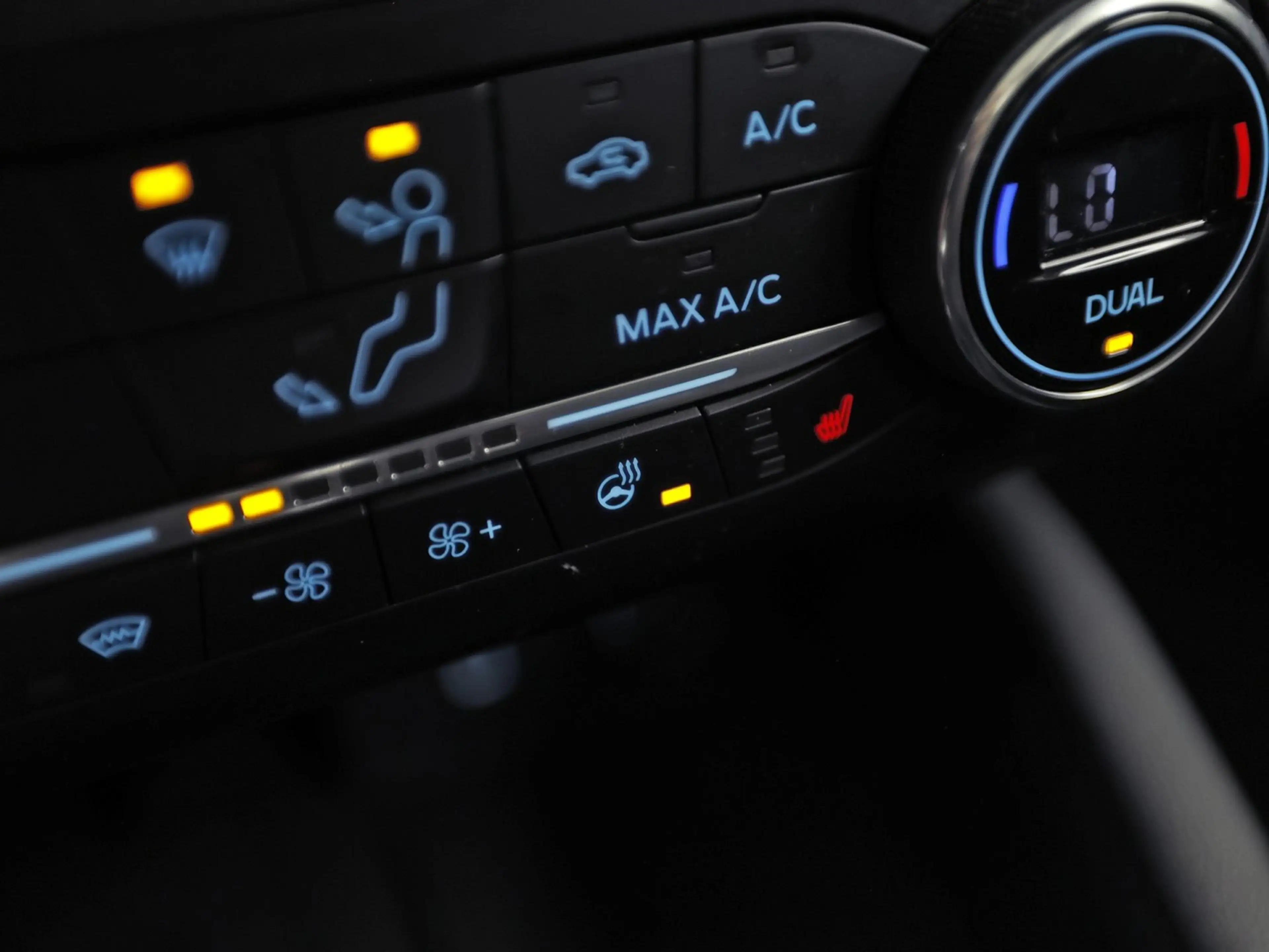 Ford Focus 1.0 EcoBoost ST Line 125Pk (PANORAMADAK, APPLE CAR — photo 26
