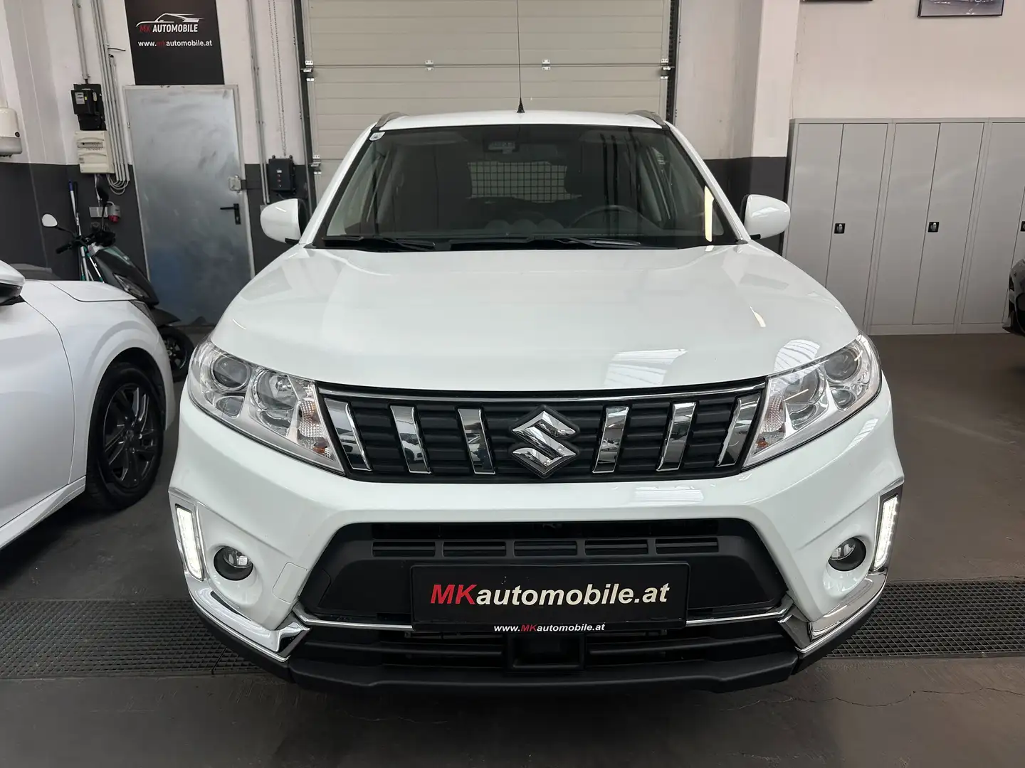 Suzuki Vitara 1.4 S 4x4 *ALLRAD* SHINE *NETO 13.325 € * Weiß - 2