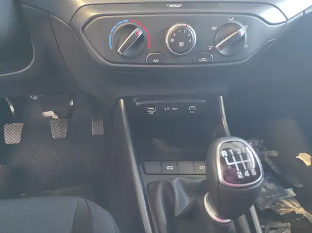 Hyundai I20 view 12