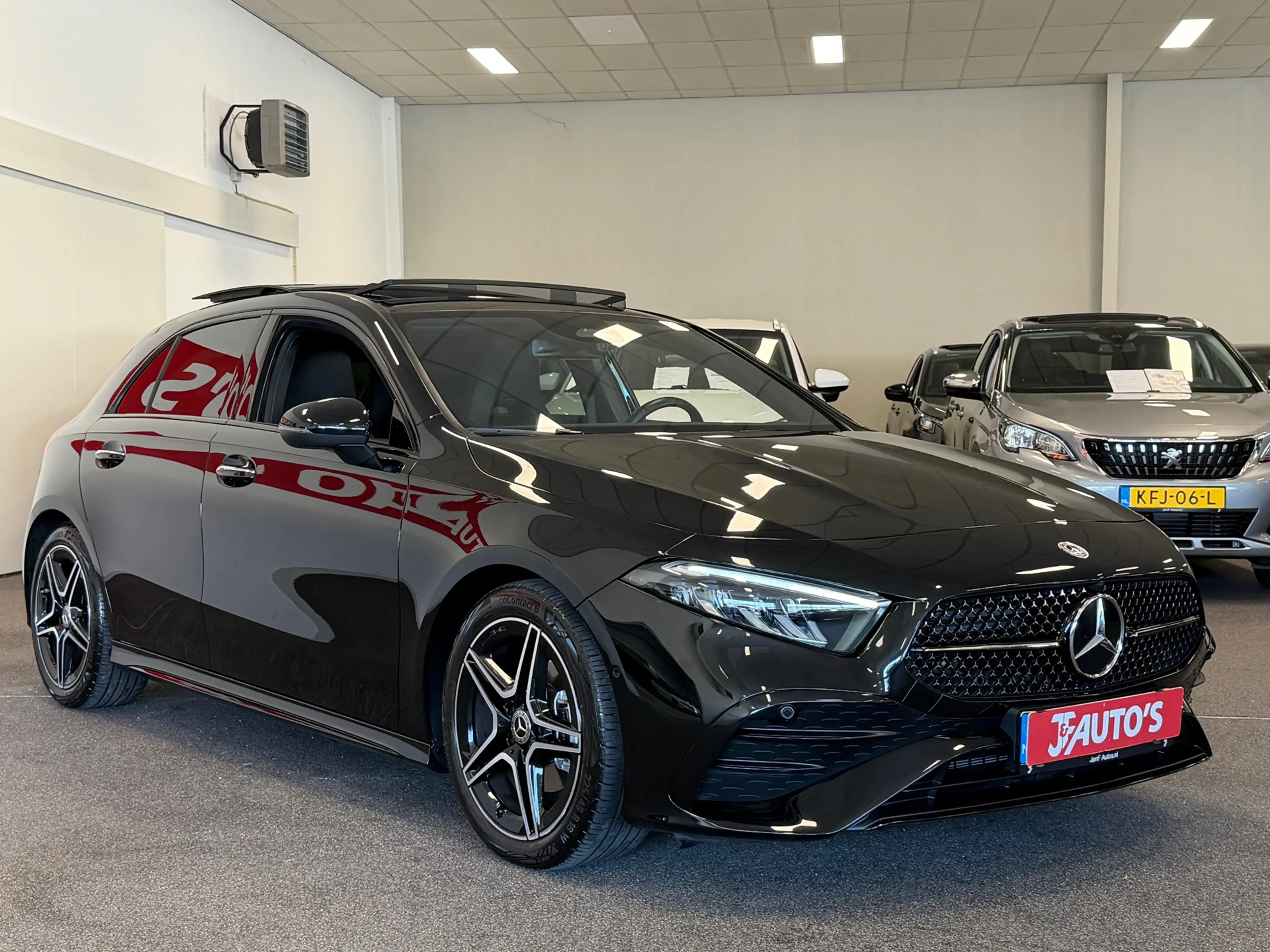 Mercedes-Benz A 200 AMG LINE|NAVIGATIE|CAMERA|PANODAK|CRUISE| — photo 6