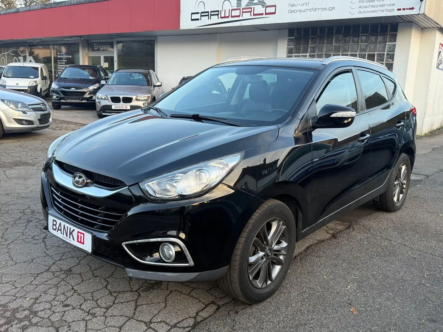 Hyundai iX35 Style AWD - TÜV 05/2027 - AHK - Klima Schwarz - 2