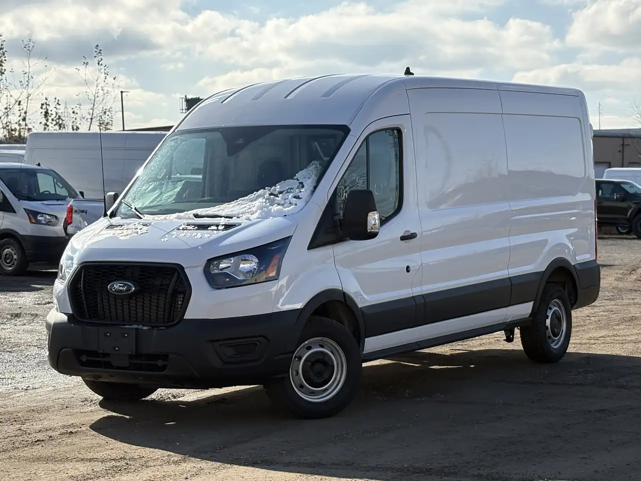 Ford Transit Cargo Van снимка Ford Transit Cargo Van