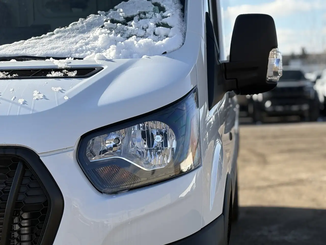 Ford Transit Cargo Van снимка Ford Transit Cargo Van