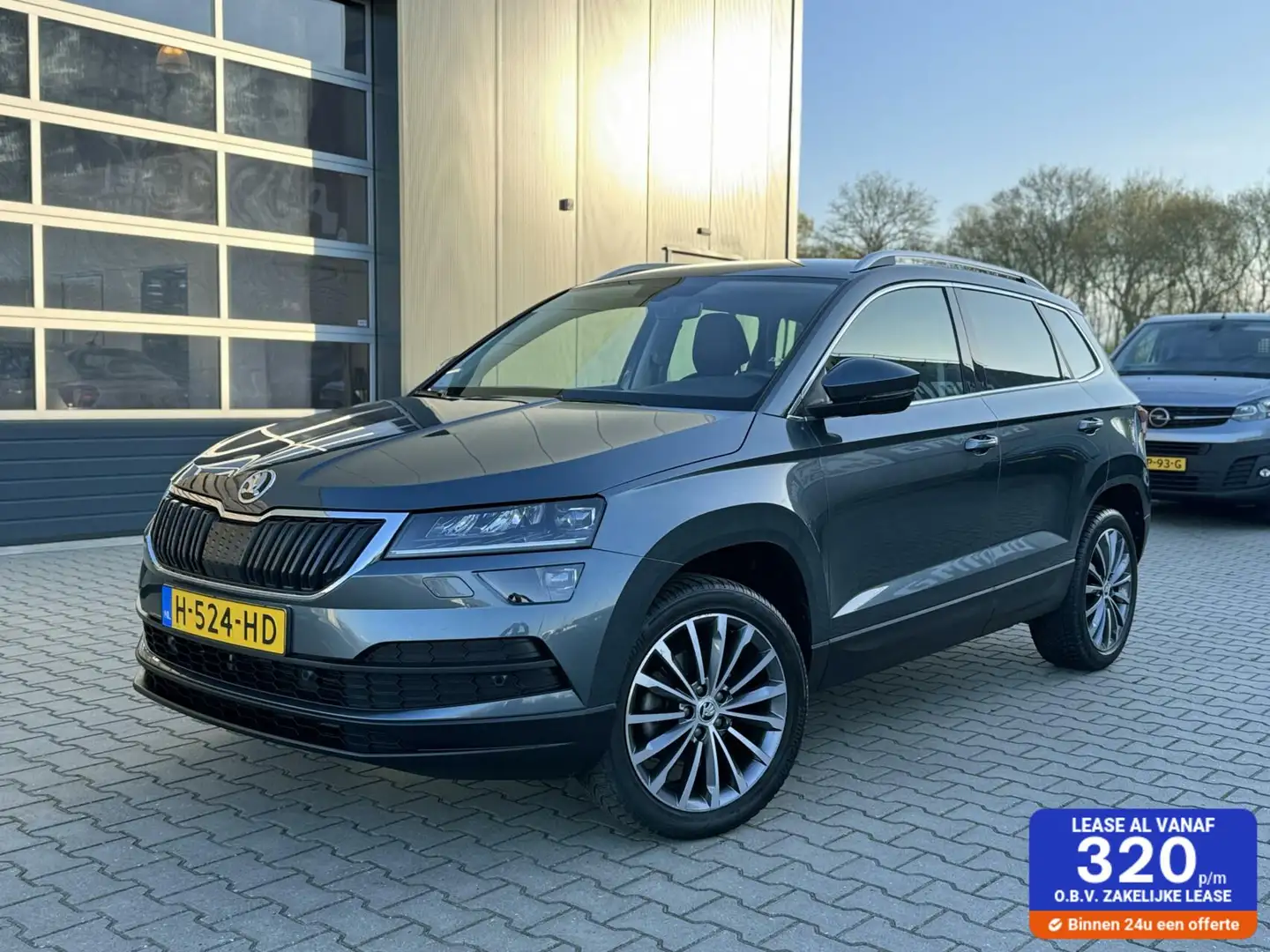 Skoda Karoq 1.5 TSi ACT Business Edition DSG Серый - 1