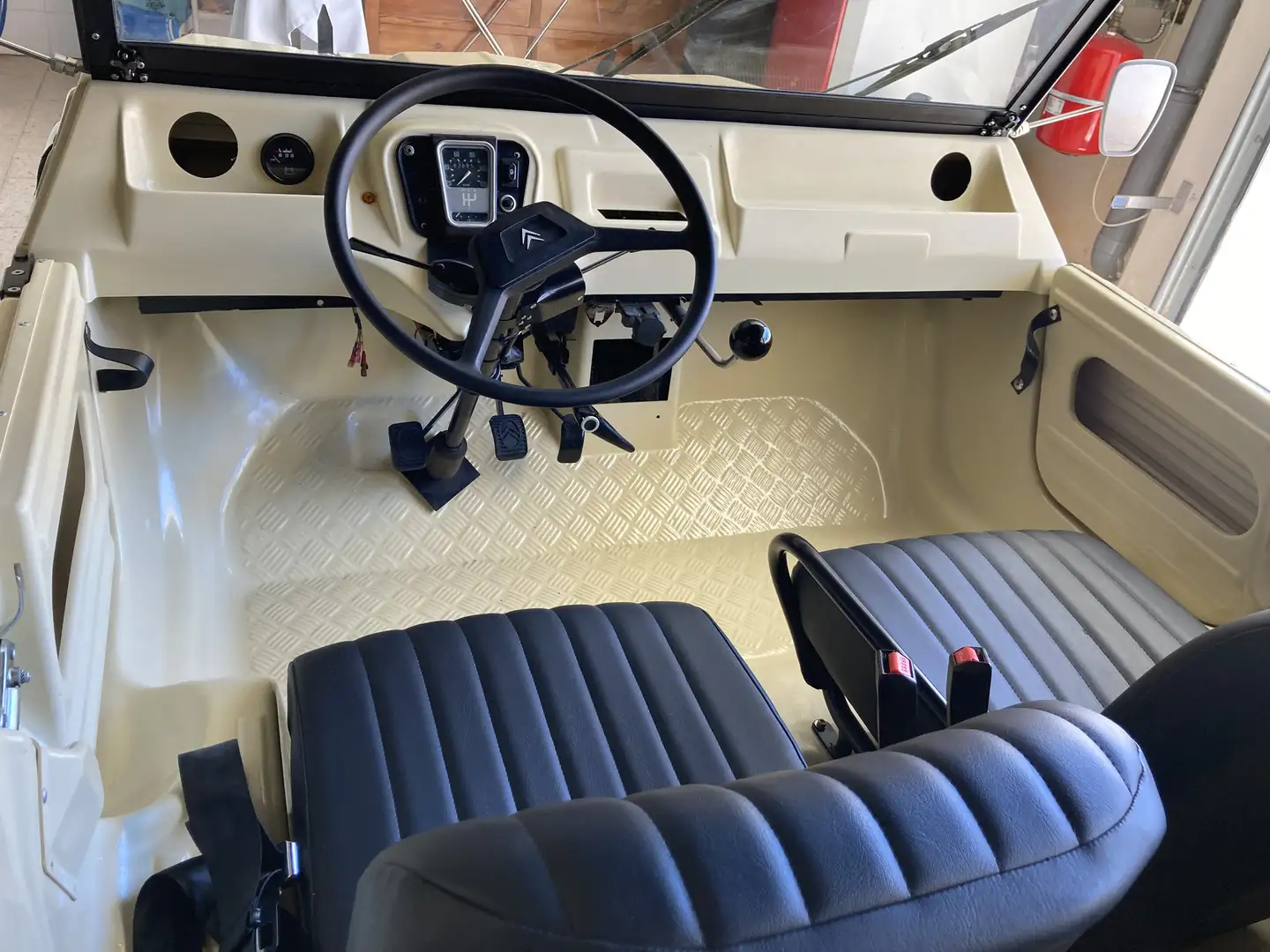 Citroen Méhari todo original , Beige - 2