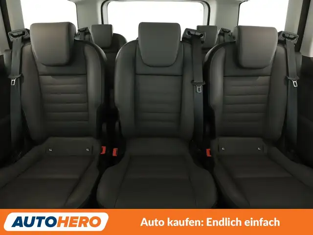 Ford Tourneo Custom view 15