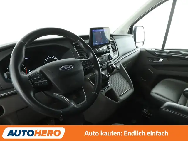 Ford Tourneo Custom view 11