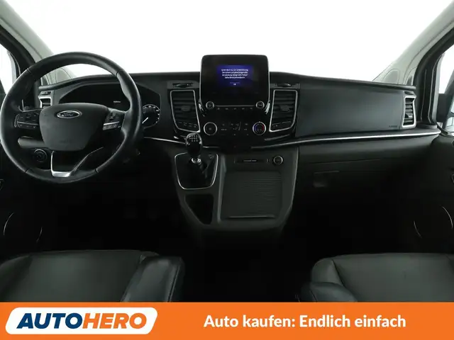 Ford Tourneo Custom view 12