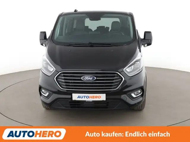 Ford Tourneo Custom view 9