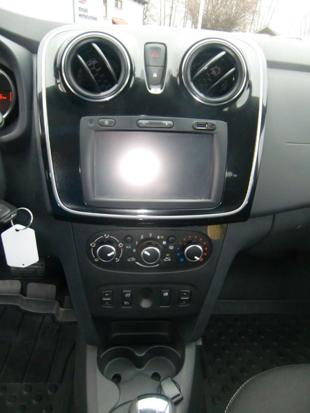 Dacia Sandero II Stepway Celebration/Navi/Automatik — photo 13