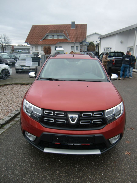 Dacia Sandero II Stepway Celebration/Navi/Automatik — photo 5