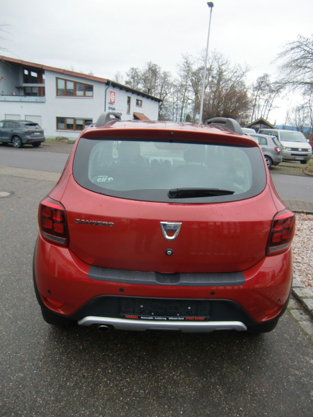 Dacia Sandero II Stepway Celebration/Navi/Automatik — photo 9