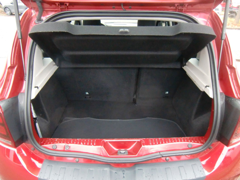 Dacia Sandero II Stepway Celebration/Navi/Automatik — photo 10