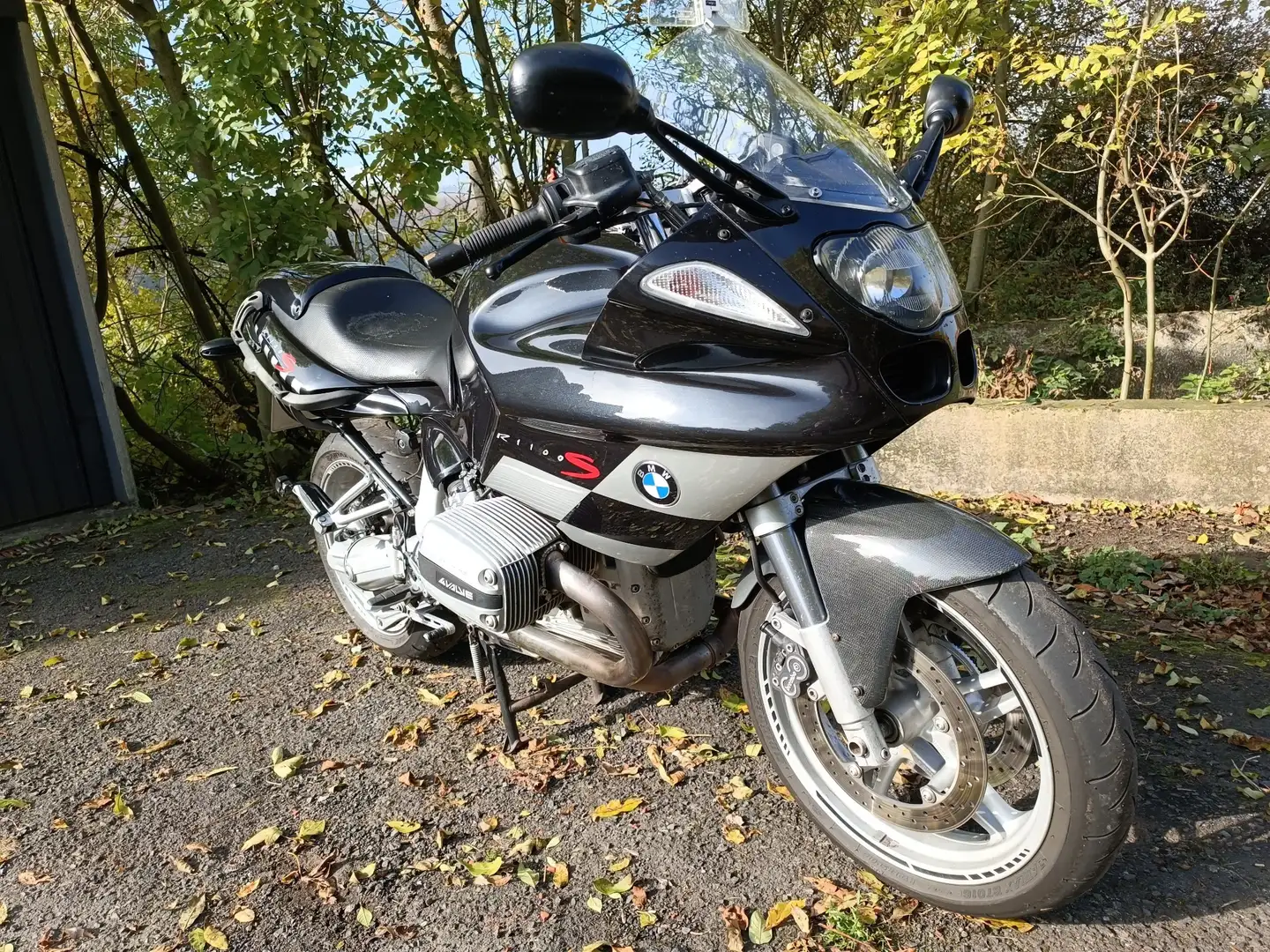 BMW R 1100 S Noir - 1