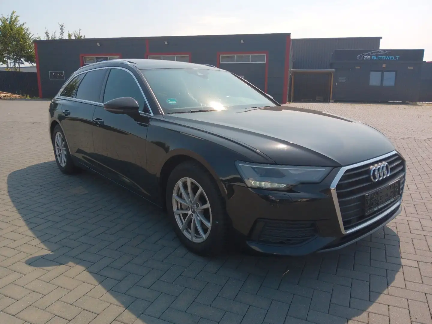 Audi A6 Avant 40 TDI basis Navi AHZV Klima Kamera LED Noir - 2
