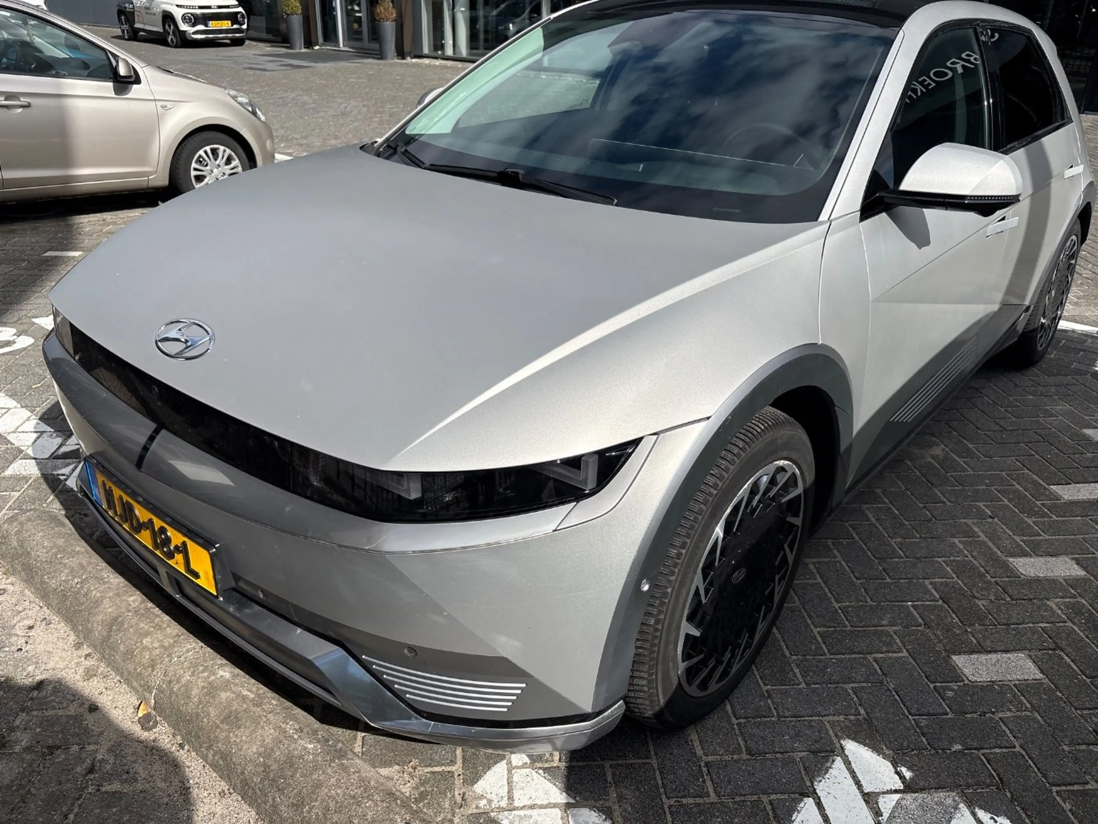 Hyundai IONIQ 5 AWD 73kWh 306pk Lounge | Leder | Stoelgeheugen | T
