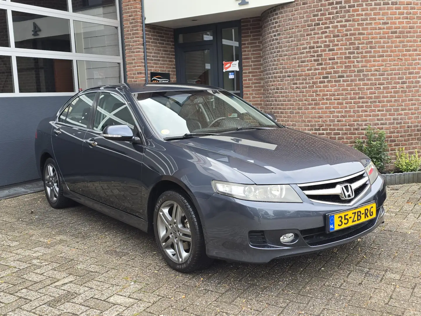 Honda Accord 2.0i Business Mode|Airco|Lm Velgen|Nap|1ste eigena Grau - 1