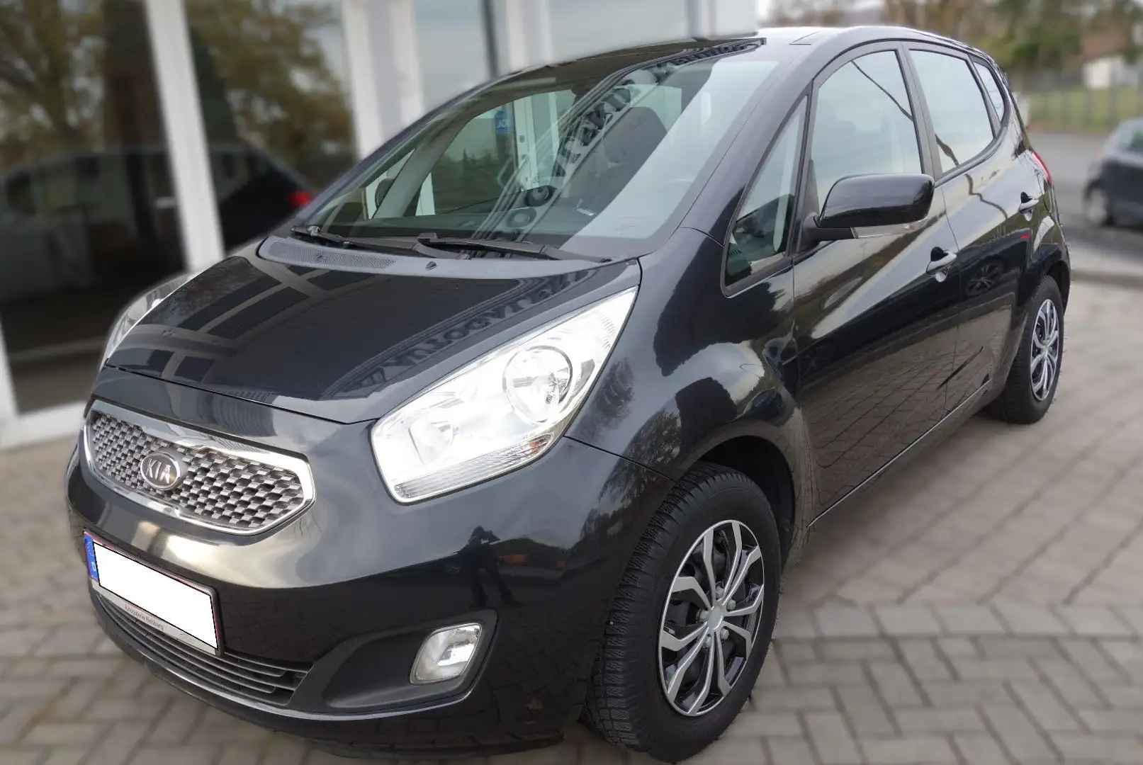 Kia Venga Spirit Neu Kette, TÜV. Panoramadach Schwarz - 1