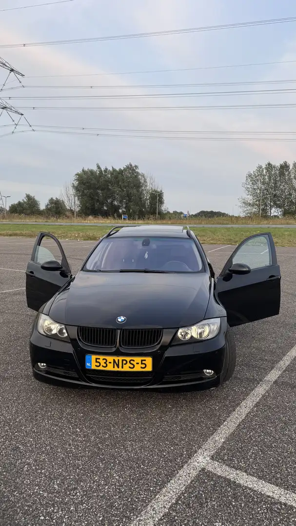 BMW 330 330i Touring Aut. - 1