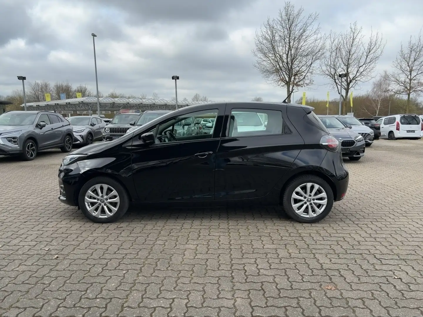 Renault ZOE EXPERIENCE R135 Z.E. 50*Kauf-Bat.*Allwetter* Schwarz - 2