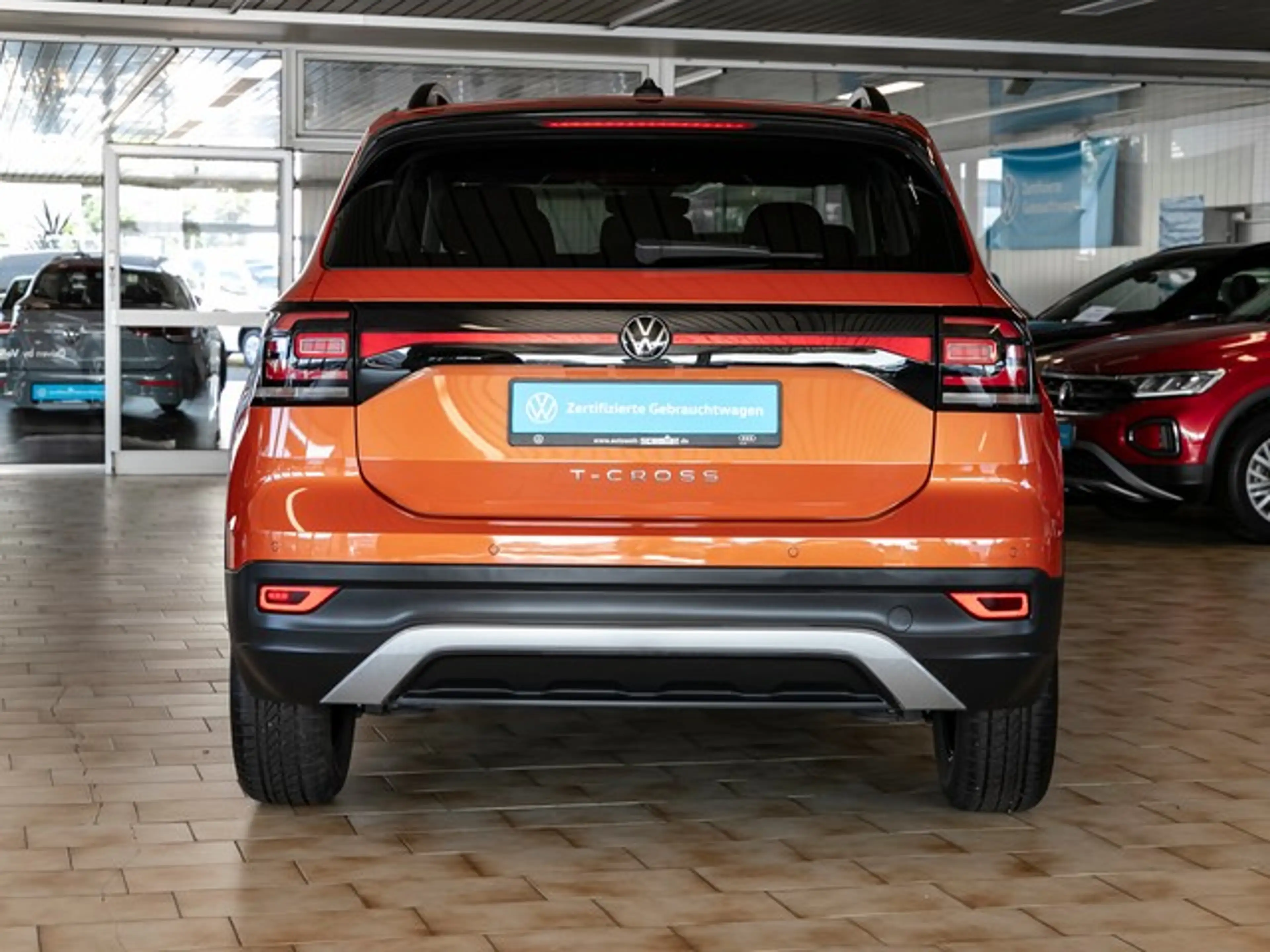 Volkswagen T-Cross 1,0 TSI Active NaviMedia ACC LED — photo 8