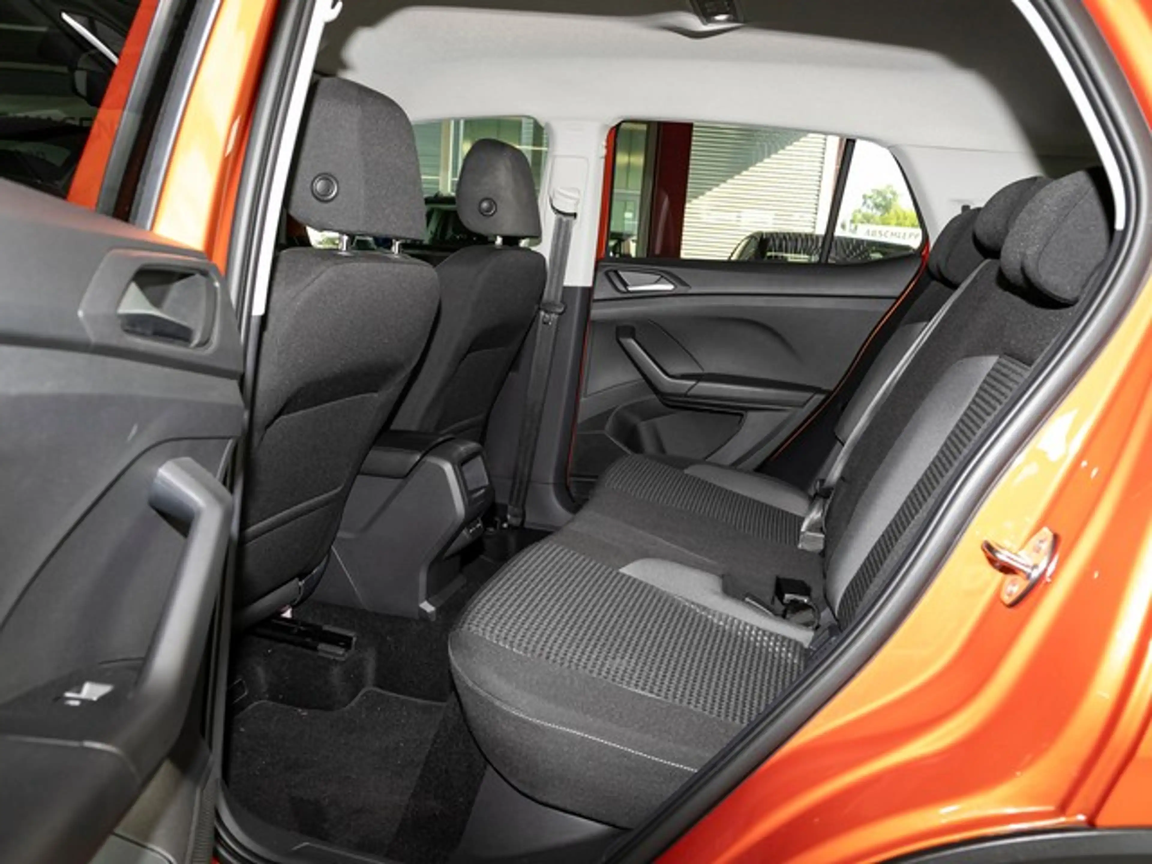 Volkswagen T-Cross 1,0 TSI Active NaviMedia ACC LED — photo 10