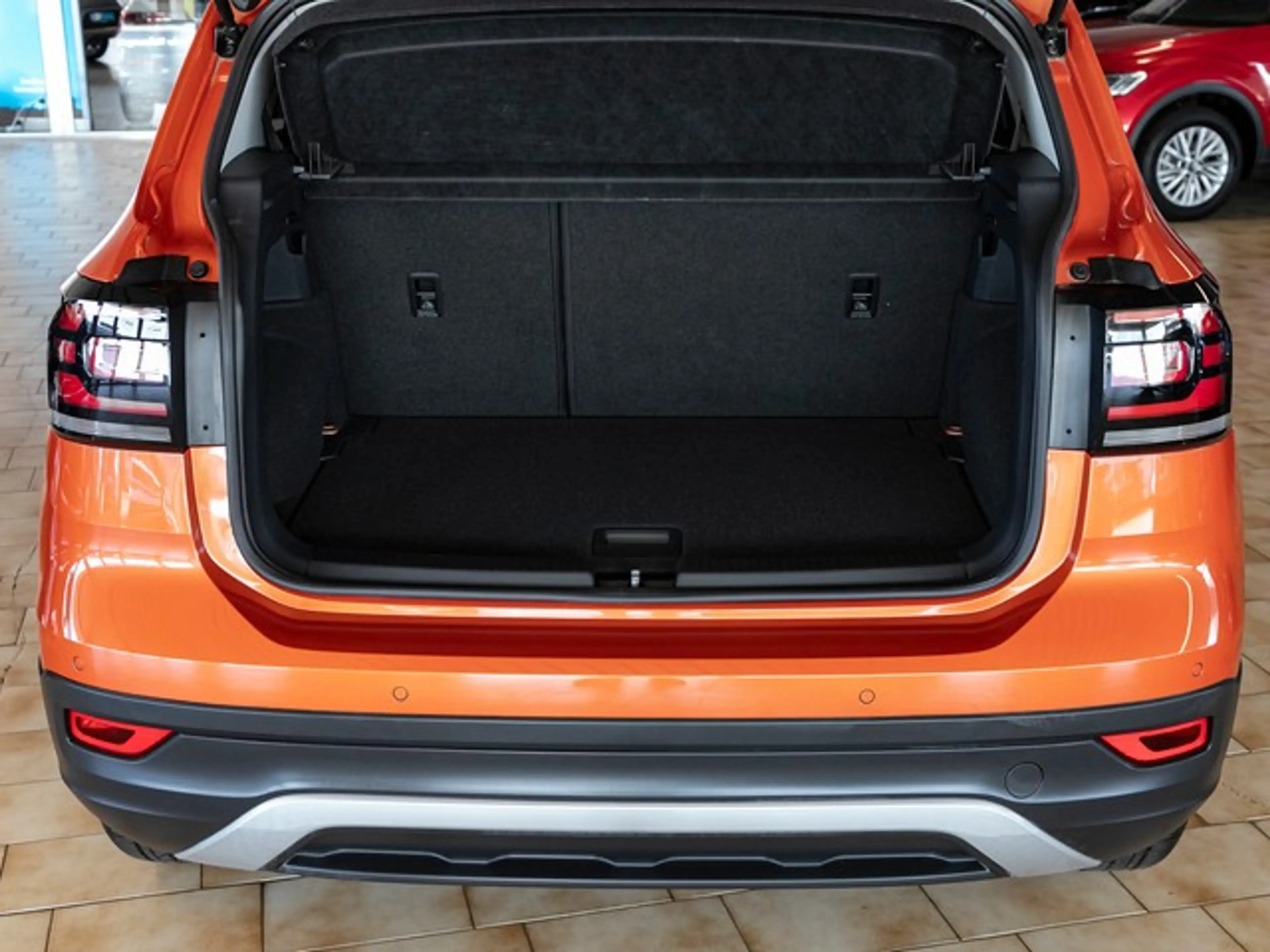 Volkswagen T-Cross 1,0 TSI Active NaviMedia ACC LED — photo 9