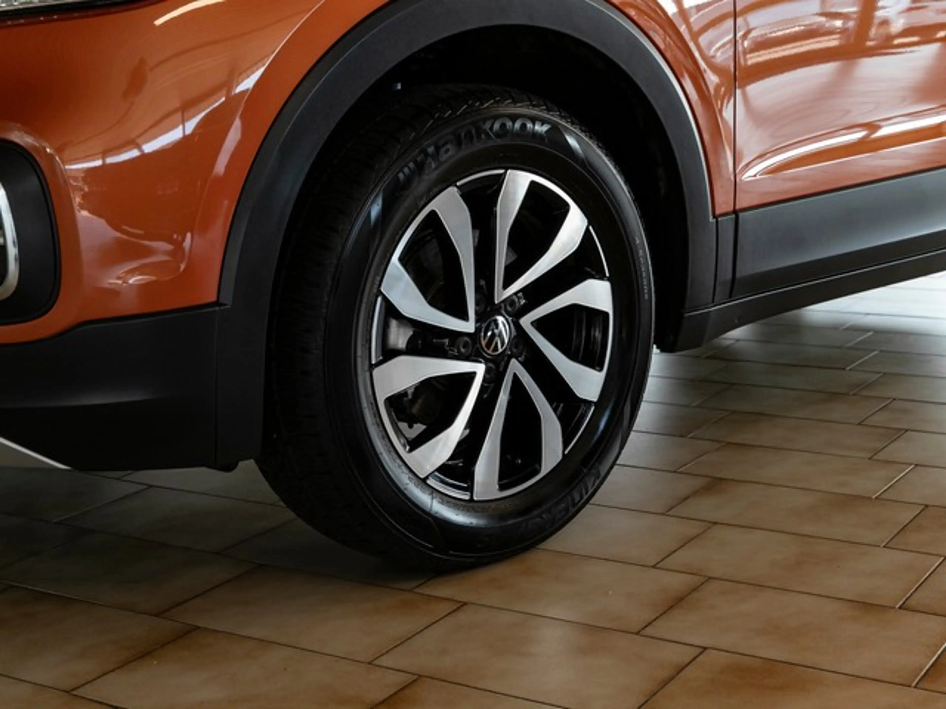 Volkswagen T-Cross 1,0 TSI Active NaviMedia ACC LED — photo 6