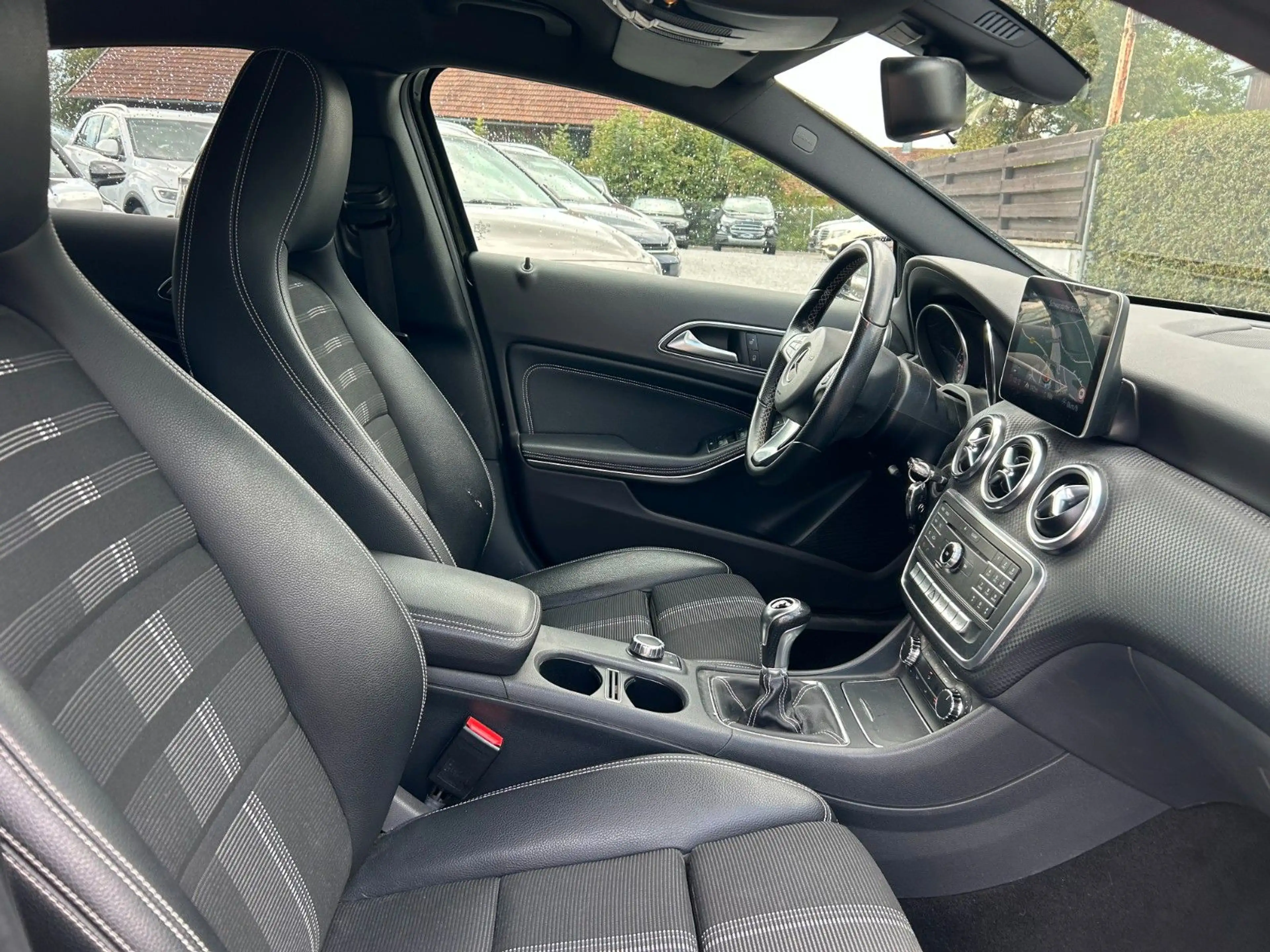 Mercedes-Benz A 180 A A 180 BlueEfficiency Urban — photo 3