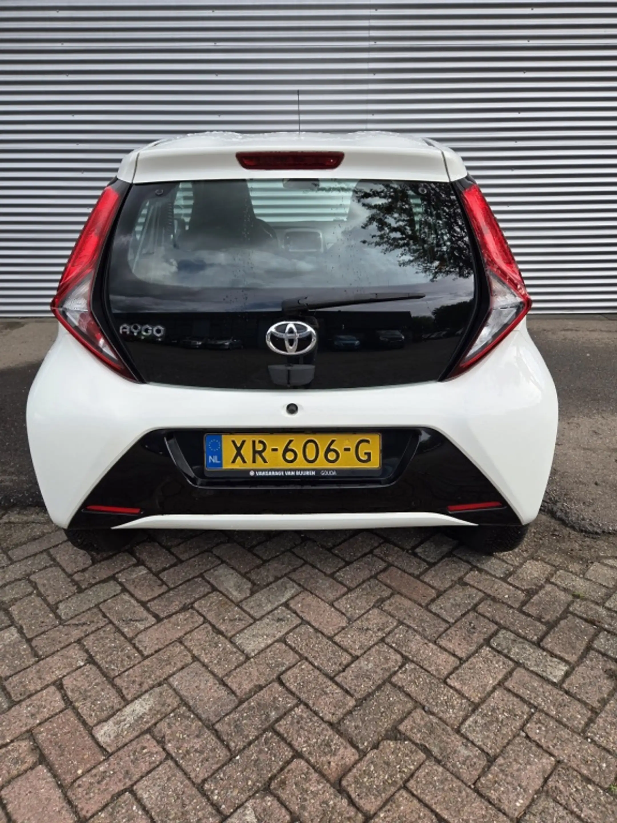 Toyota Aygo 1.0 VVT-i x-play — photo 6