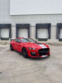 Shelby V8 5.2 GT500
