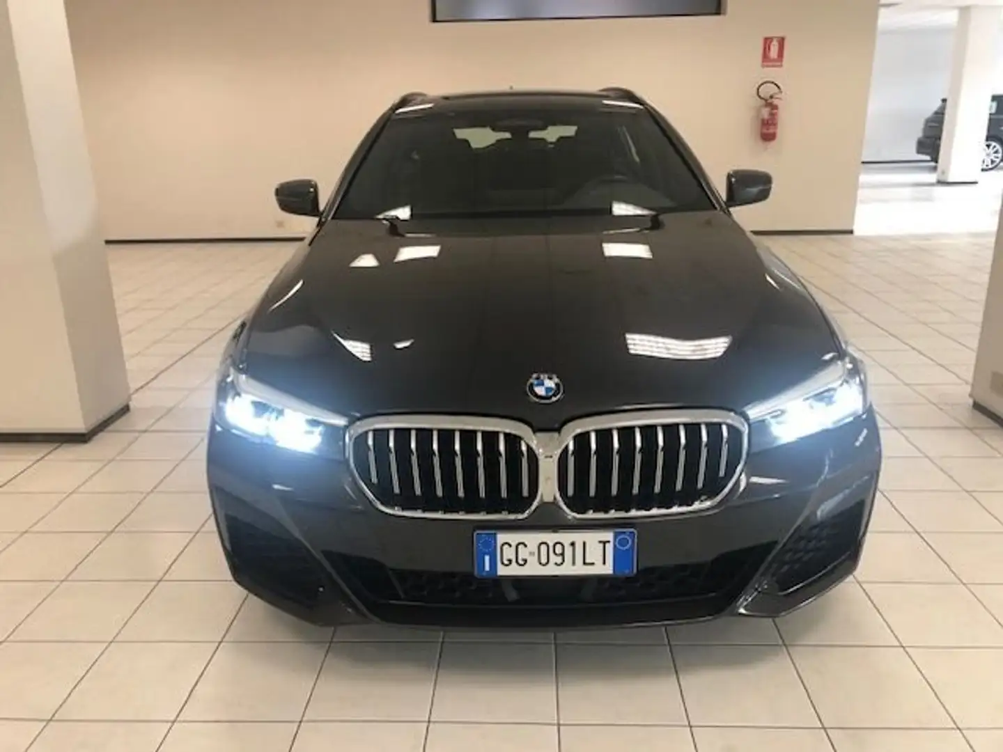 BMW 520 X DRIVE M SPORT Grigio - 1