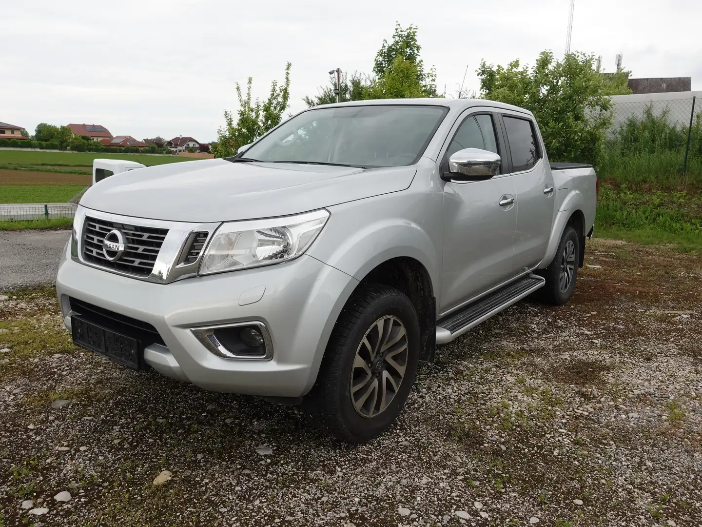 Nissan Navara 2.3 Grey - 1