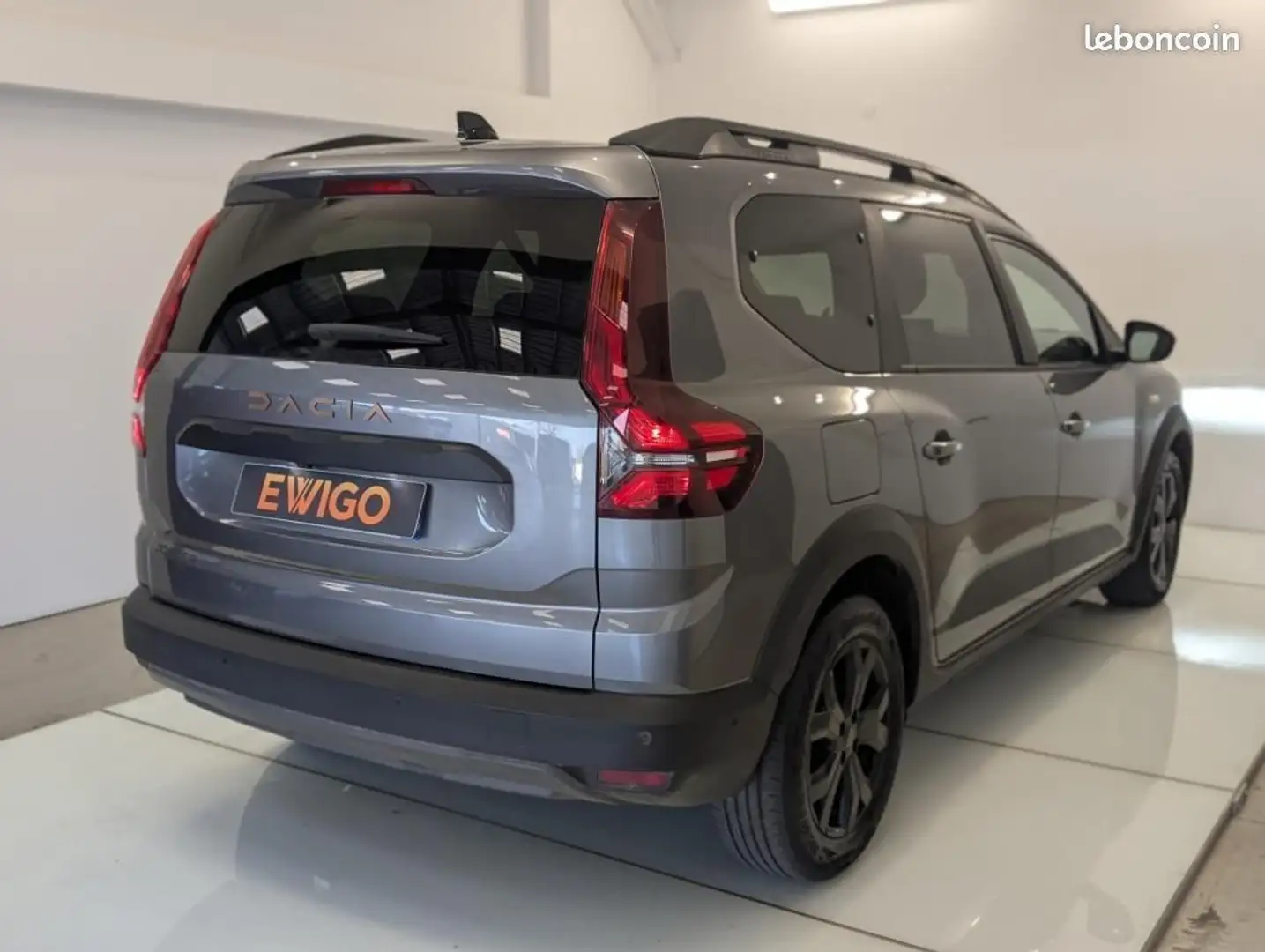 Dacia Jogger 1.0 ECO-G 100ch EXTREME PLUS GPL 7 Places Gris - 2