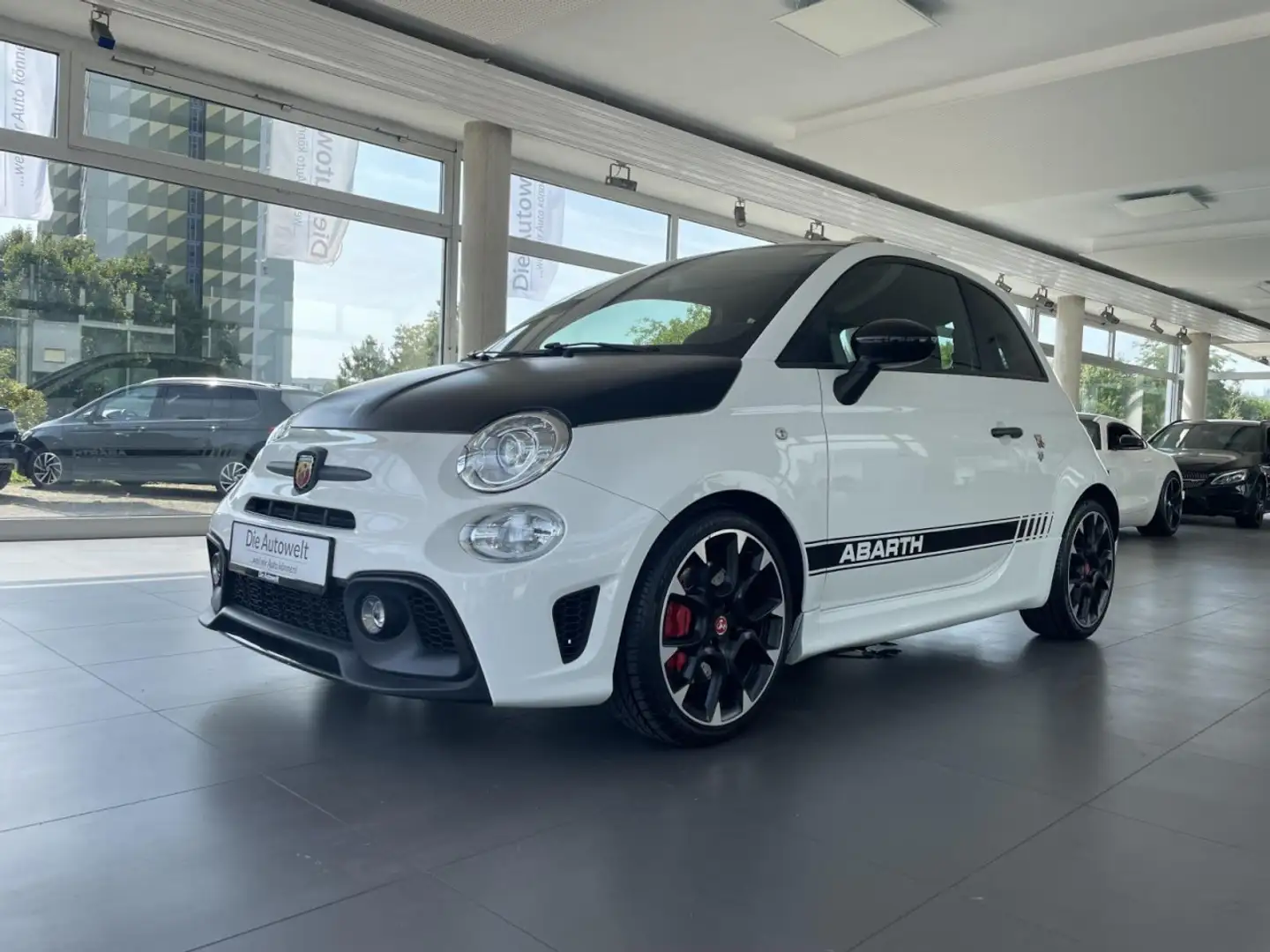 Abarth 595 Competizione 1.4 NAVI XENON PDC 180PS BT Klima Xenon Navi Weiß - 2